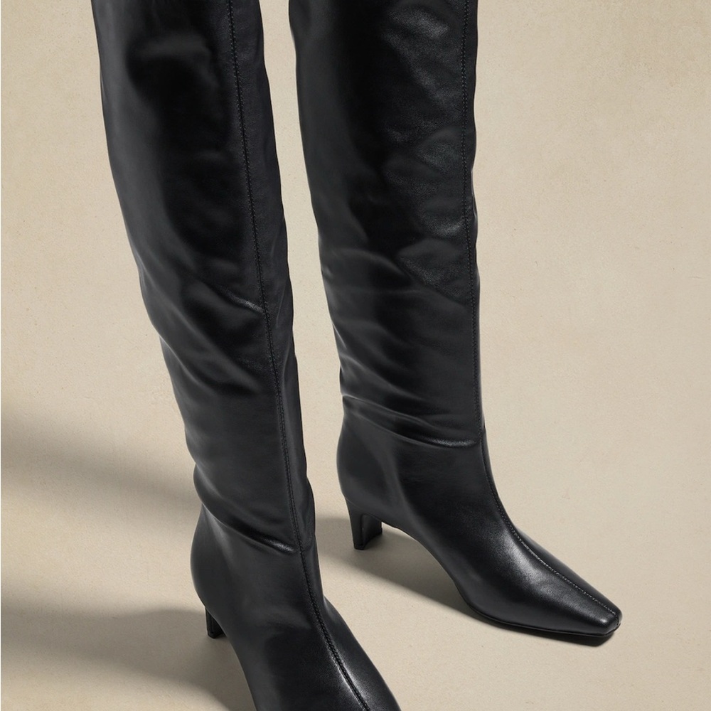 Elegant Black Women's Knee-High Boots